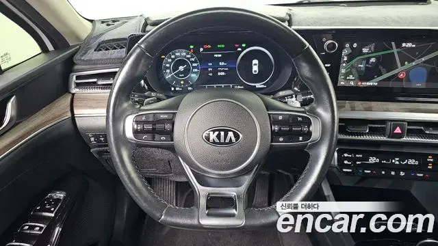 Kia K5 2020 — Фото 15/20