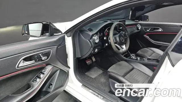 Mercedes-Benz CLA-Class 2018 — Фото 11/20