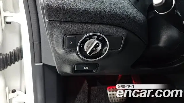 Mercedes-Benz CLA-Class 2018 — Фото 17/20