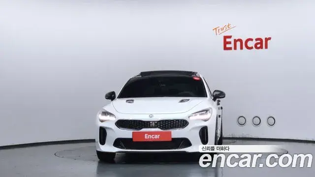 Kia Stinger 2018 — Şəkil 5/35