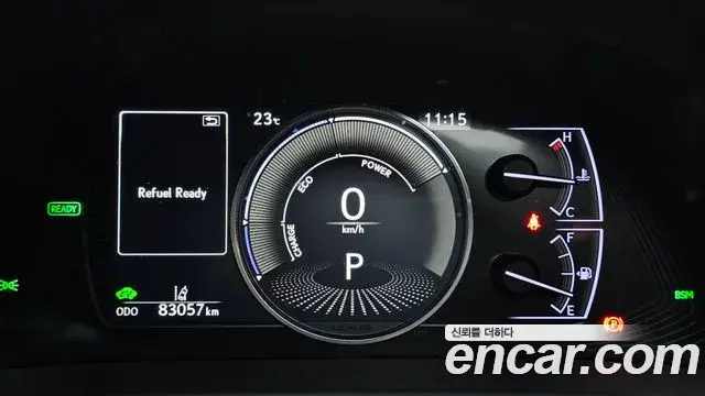 Lexus ES300h 2018 — Фото 8/20