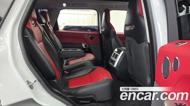 Land Rover Range Rover Sport 2019 — Фото 12/20