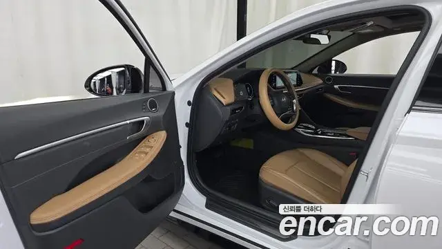 Hyundai Sonata 2020 — Фото 10/20