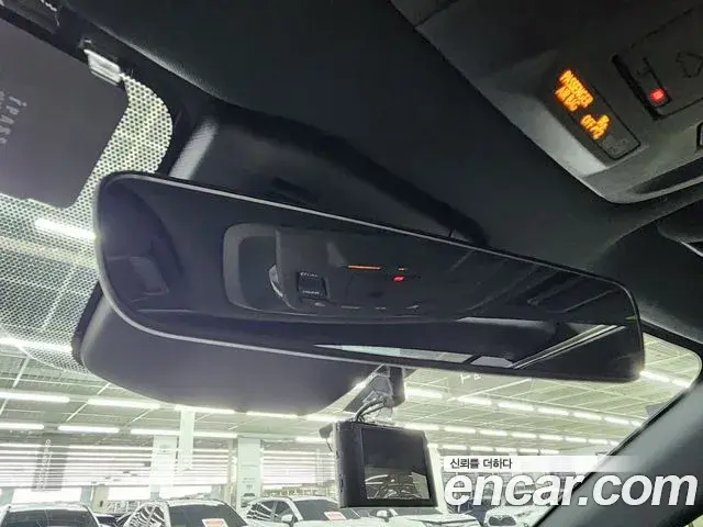 Toyota Crown Crossover 2023 — ფოტო 19/19