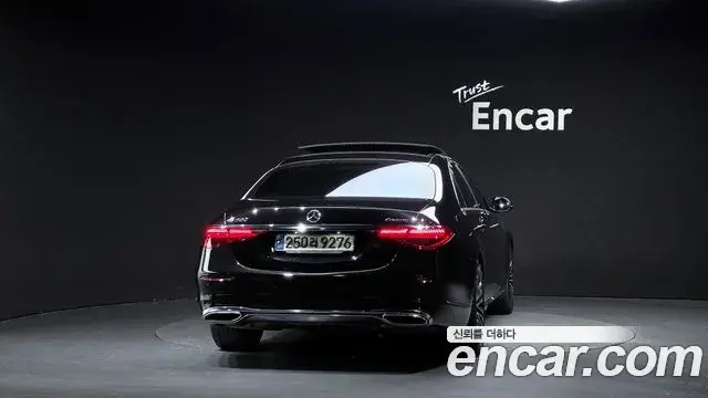 Mercedes-Benz S-Class 2021 — ფოტო 8/20