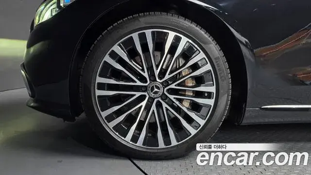 Mercedes-Benz S-Class 2021 — ფოტო 2/20