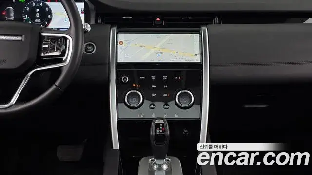 Land Rover Discovery Sport 2021 — Фото 14/20