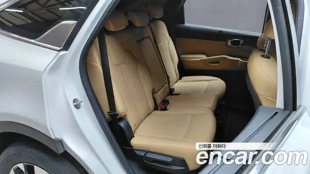 Kia Sorento 2021 — Şəkil 12/20