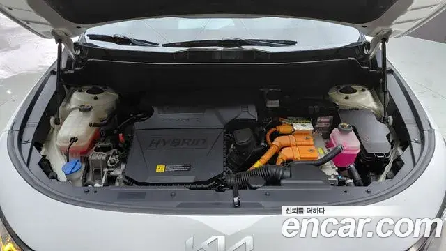 Kia Niro 2022 — ფოტო 13/30
