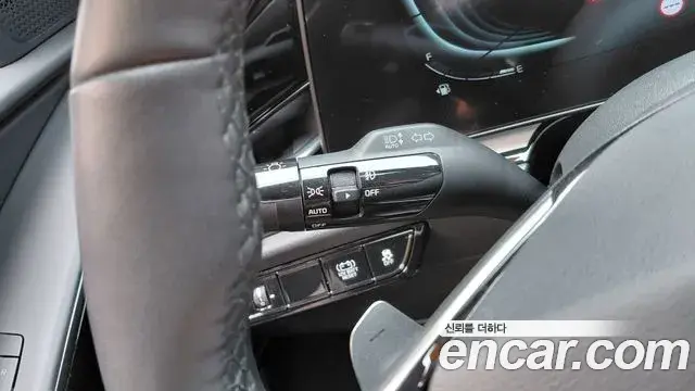 Kia Niro 2022 — ფოტო 15/30