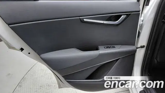 Kia Niro 2022 — ფოტო 30/30