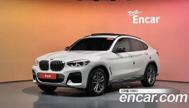 BMW X4 2021 — Фото 1/20