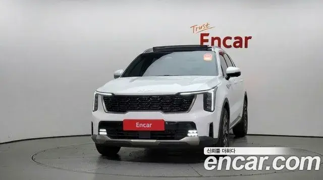 Kia Sorento 2023 — Фото 3/20