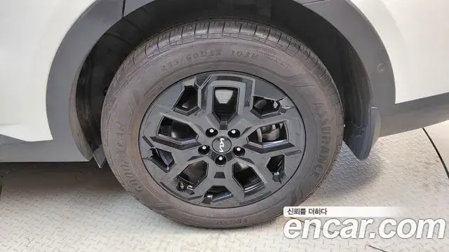 Kia Sorento 2023 — Photo 20/33