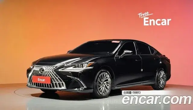 Lexus ES300h 2025 — ფოტო 20/37