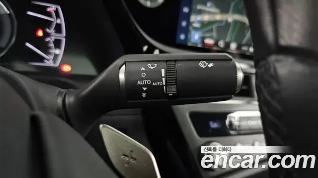 Lexus ES300h 2025 — ფოტო 15/37