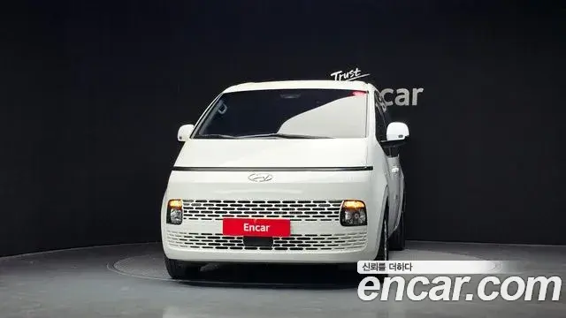 Hyundai Staria 2022 — Фото 3/20