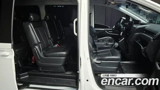 Hyundai Staria 2022 — Фото 20/20
