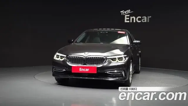BMW 5 Series 2019 — Фото 3/20