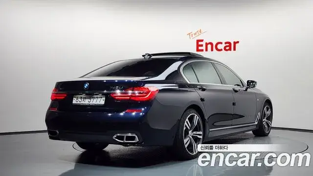 BMW 7 Series 2019 — Фото 2/20