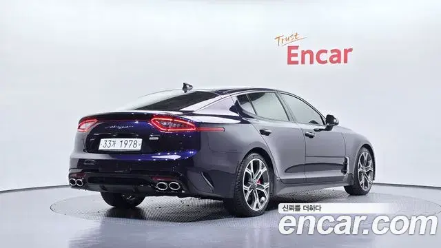 Kia Stinger 2018 — Photo 22/36