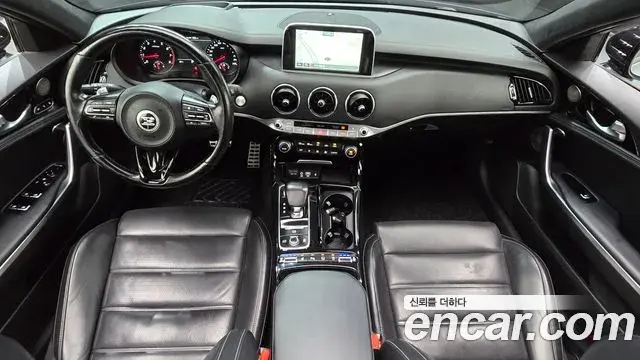 Kia Stinger 2018 — Photo 32/36