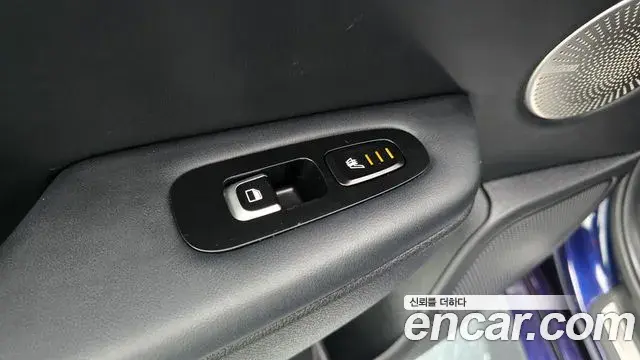 Kia Stinger 2018 — Photo 17/36
