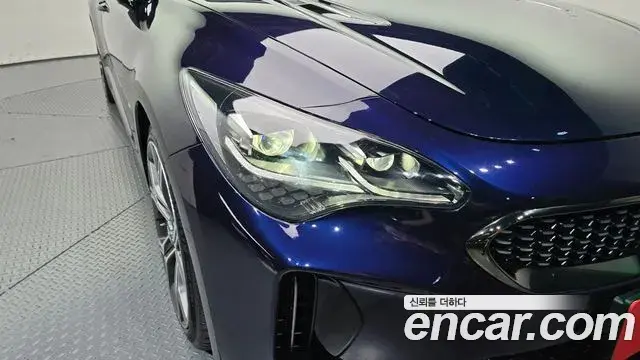 Kia Stinger 2018 — Photo 21/36