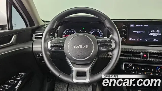 Kia K5 2022 — Фото 12/20