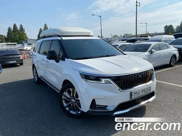 Kia Carnival 2020 — Фото 1/20