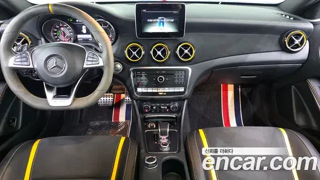 Mercedes-Benz GLA-Class 2018 — ფოტო 12/35