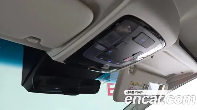 Hyundai Staria 2026 — Photo 11/31