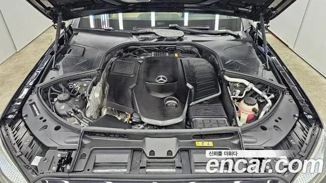 Mercedes-Benz S-Class 2025 — Фото 5/18