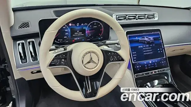 Mercedes-Benz S-Class 2025 — Фото 12/18