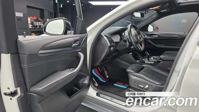 BMW X4 2021 — Фото 10/20