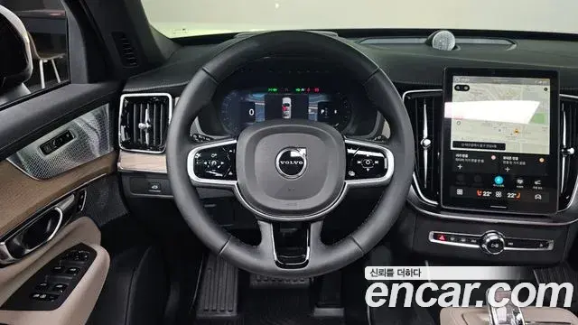 Volvo XC90 2025 — ფოტო 11/30