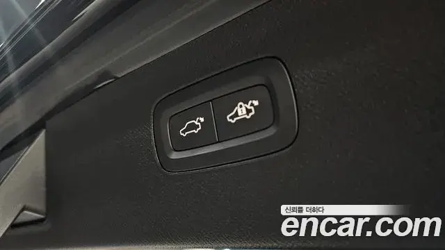 Volvo XC90 2025 — ფოტო 4/30