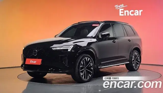 Volvo XC90 2025 — ფოტო 12/30