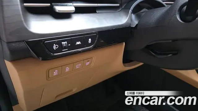 Kia Carnival 2022 — Photo 14/20