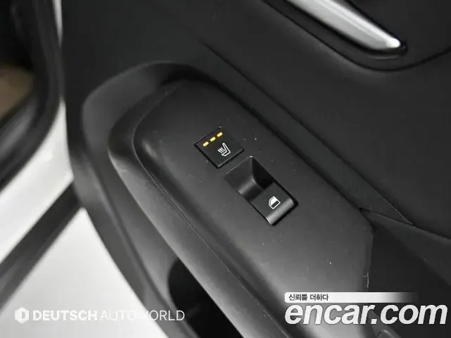 Hyundai Kona 2023 — Фото 15/20