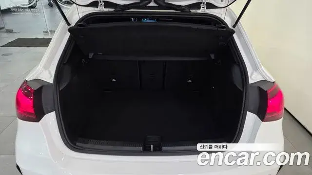 Mercedes-Benz A-Class 2026 — Фото 15/19