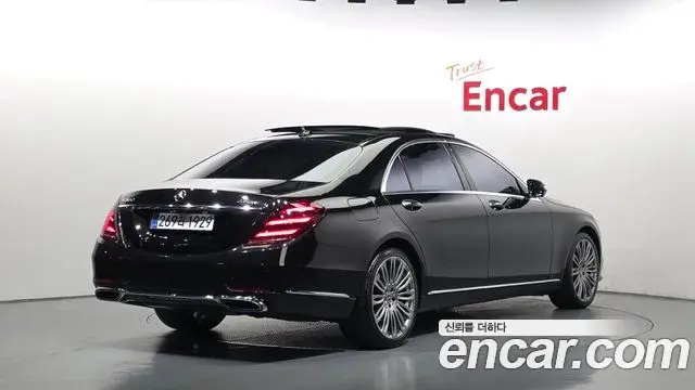 Mercedes-Benz S-Class 2018 — Фото 2/20
