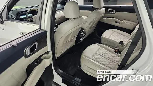 Kia Sorento 2022 — Фото 13/20