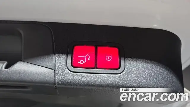 Mercedes-Benz GLB-Class 2021 — Photo 16/20