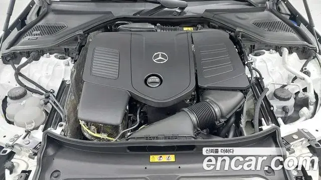 Mercedes-Benz E-Class 2025 — Фото 6/20