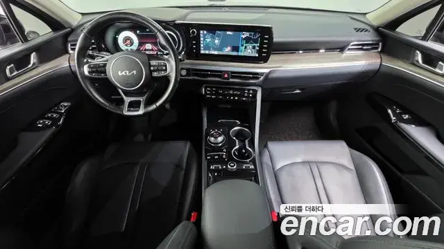 Kia K5 2022 — ფოტო 9/37