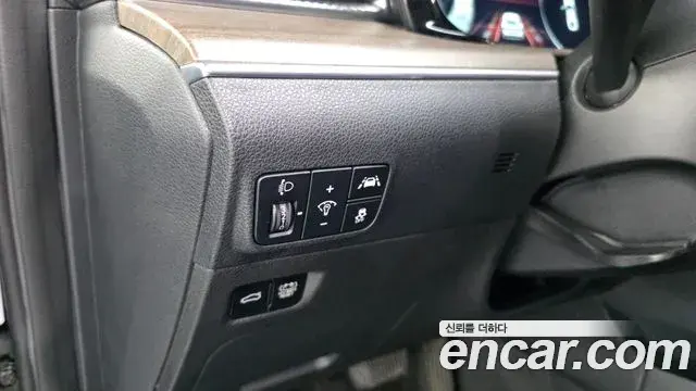 Kia K5 2022 — ფოტო 7/37
