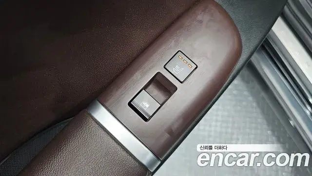Hyundai Grandeur 2022 — Фото 19/20