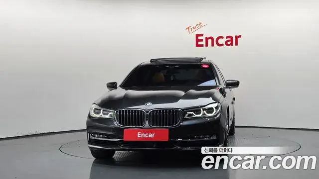 BMW 7 Series 2018 — Фото 3/20
