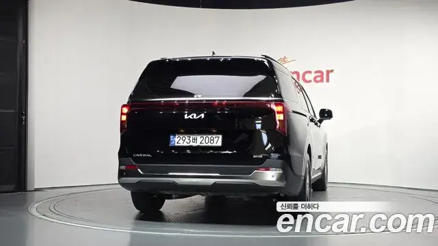 Kia Carnival 2025 — Photo 23/34